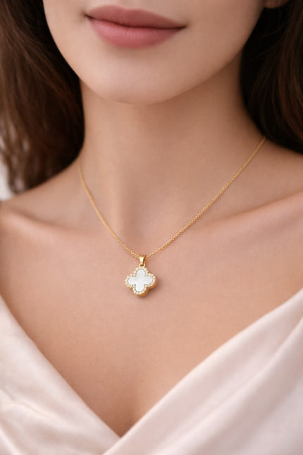 Classic Dual Colour Clover Pendant