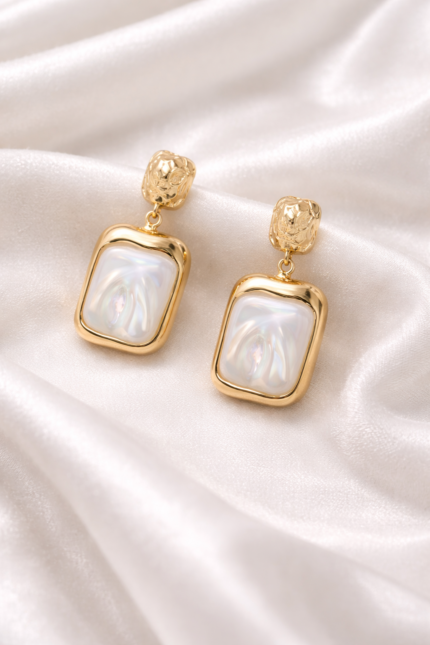 Korean Pearl Frame Earrings